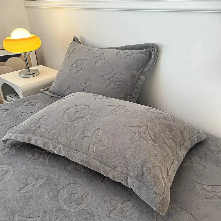 CloudHearth™ Milk Velvet Bedding