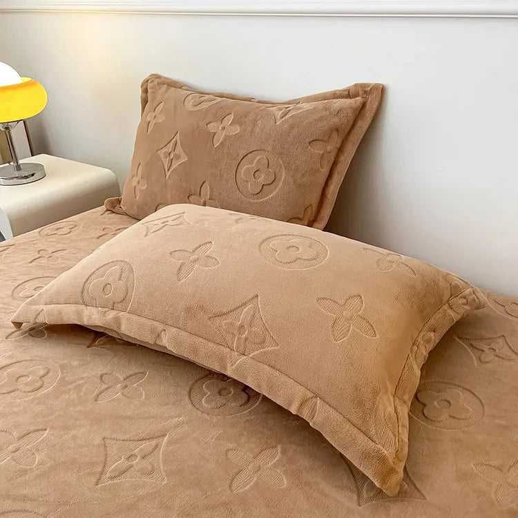 CloudHearth™ Milk Velvet Bedding