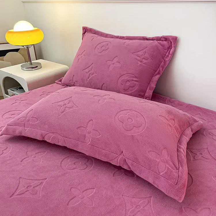 CloudHearth™ Milk Velvet Bedding