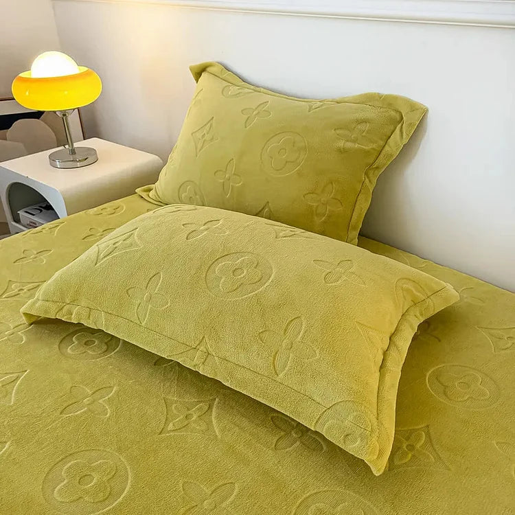 CloudHearth™ Milk Velvet Bedding