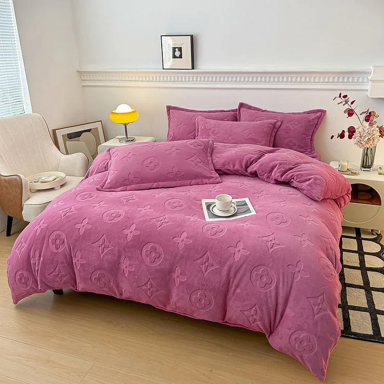 CloudHearth™ Milk Velvet Bedding
