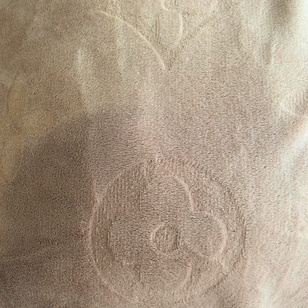 CloudHearth™ Milk Velvet Bedding